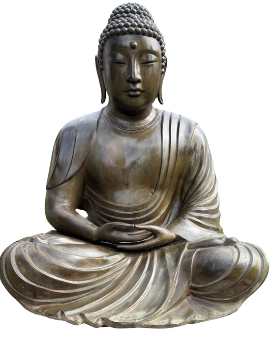 Bronzen Amida Boeddha opgesteld als groot Boeddha tuinbeeld