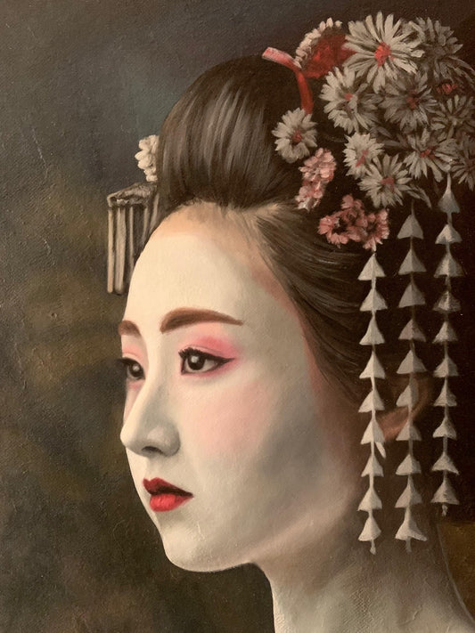 Detail van het realistische Geisha gezicht met traditionele witte make-up in olieverf.