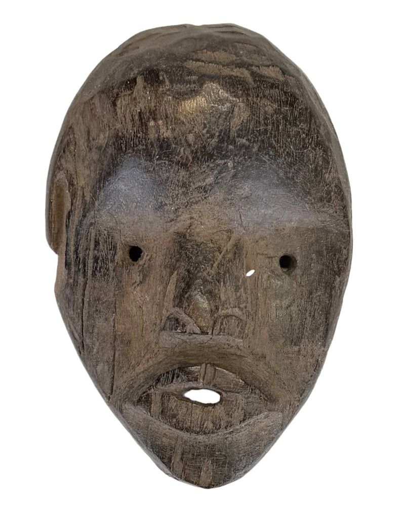 Masques en bois africains anciens