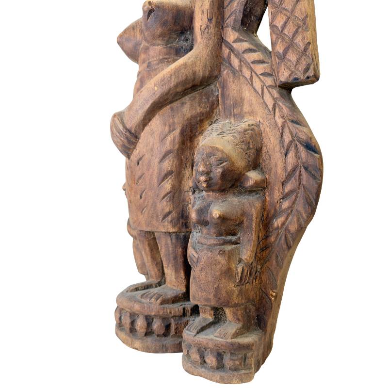 African art object woodcarving woman with child