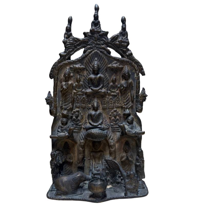 Bas-relief en bronze antique représentant le Bouddha Mucalinda – Style himalayen Inde/Népal – vers 1880-1920 – Symbole de protection et de refuge spirituel - Statue de Bouddha Nepalaise