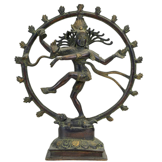 Statue d'autel antique en bronze de Shiva Nataraja, provenant du Népal et réalisée selon la technique de la cire perdue.