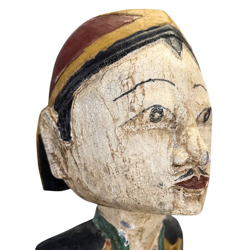 Honest marks of friction and patina on the base of the antique statues.