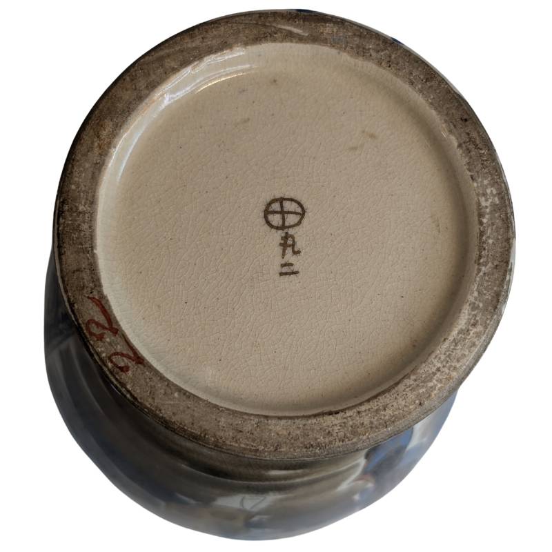 Antique Satsuma ceramics Japan Meiji period geisha decoration