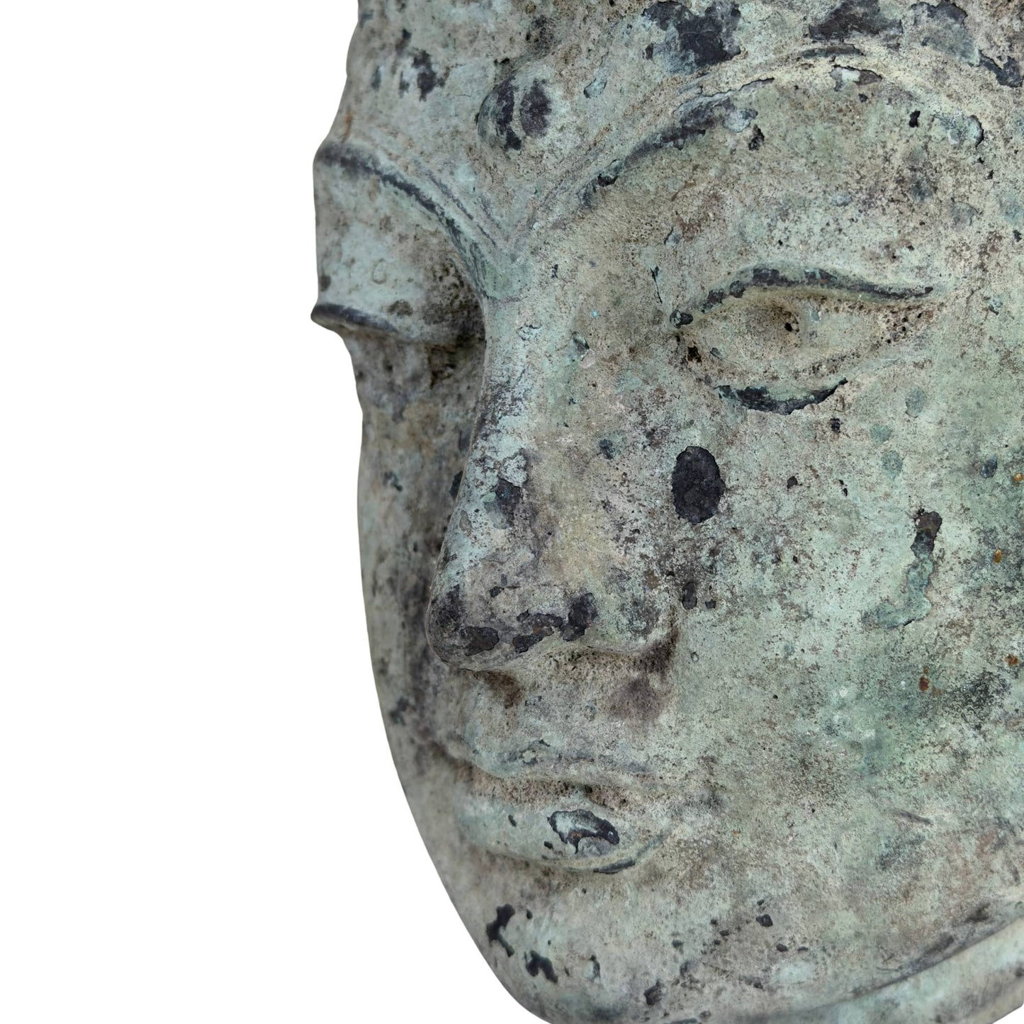 Antique bronze Vishnu head from Indonesia with Majapahit influences
