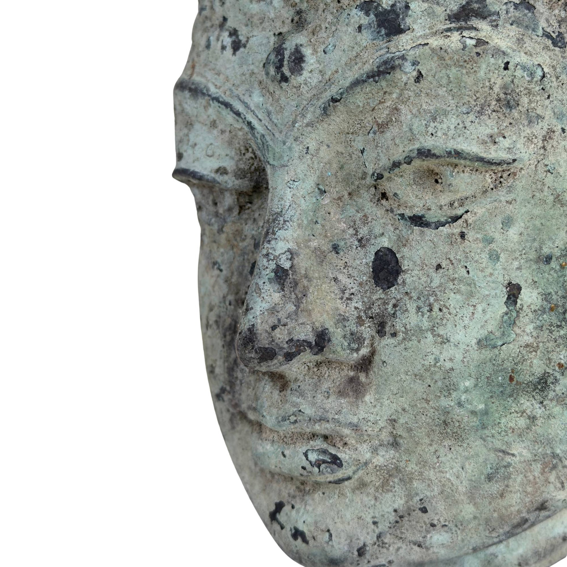 Antique bronze Vishnu head from Indonesia with Majapahit influences