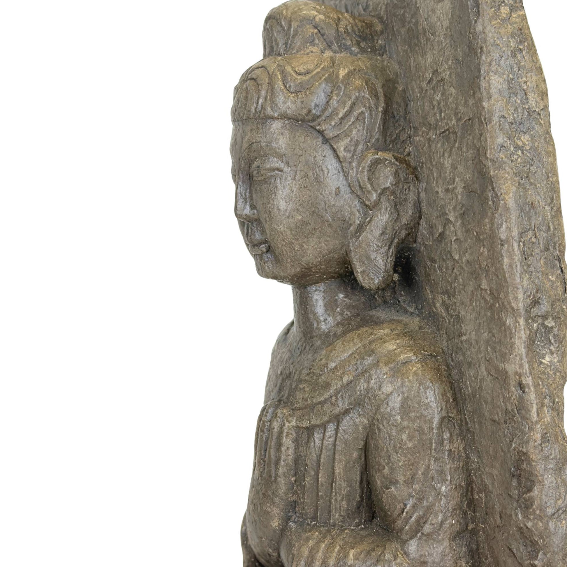 Detail van het archaïsche gezicht van de Chinese Guanyin