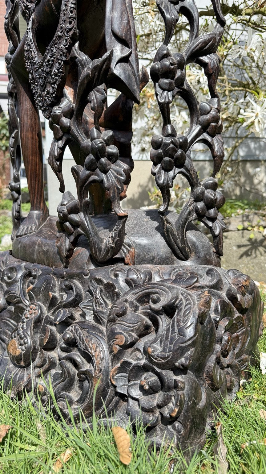 Monumental Balinese Coromandel Statue – 137 cm – Pita Maha Style