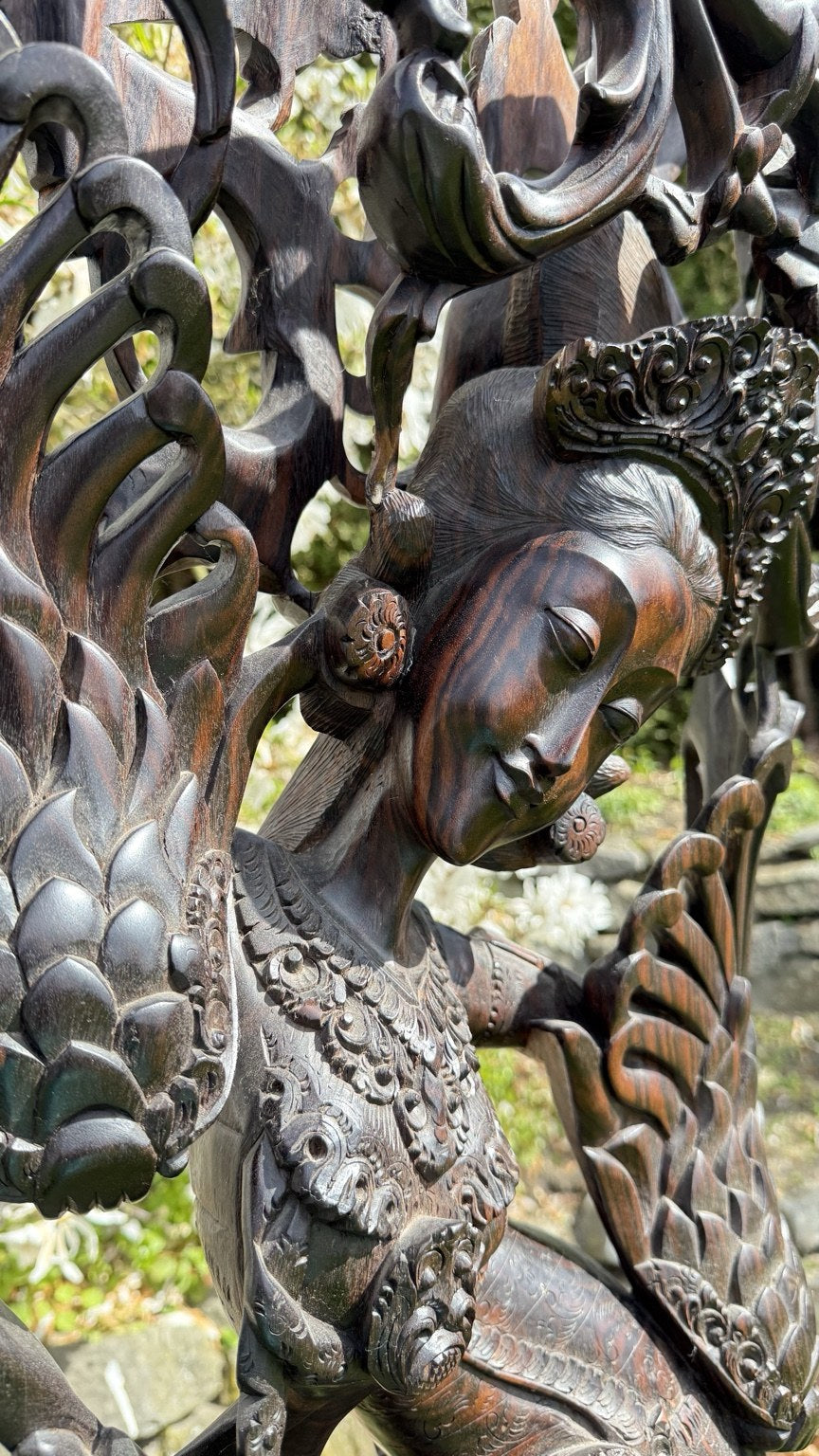 Monumental Balinese Coromandel Statue – 137 cm – Pita Maha Style