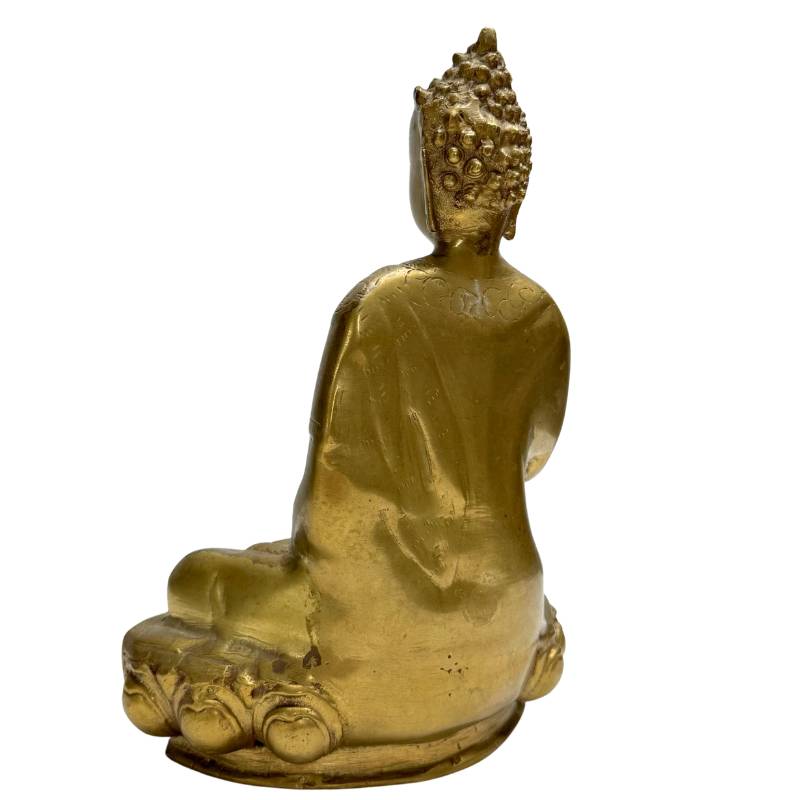 Buddha statue made of bronze alloy with an antique appearance and a height of 24.5 cm.