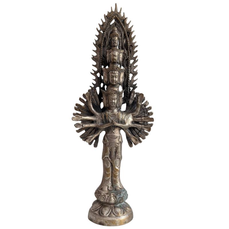 Chinese Guanyin Avalokiteshvara bronze statue with a thousand arms and multiple heads, Qing period
