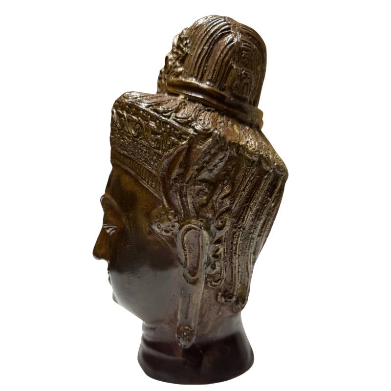 Buddha head as a meaningful object for balance, awareness, and tranquility in the interior