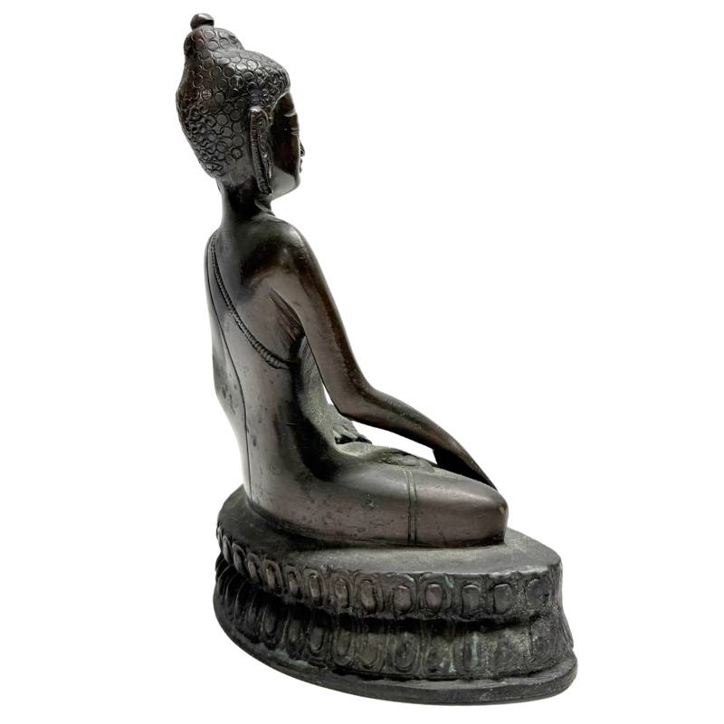 Bronze Shakyamuni Buddha in meditation posture
