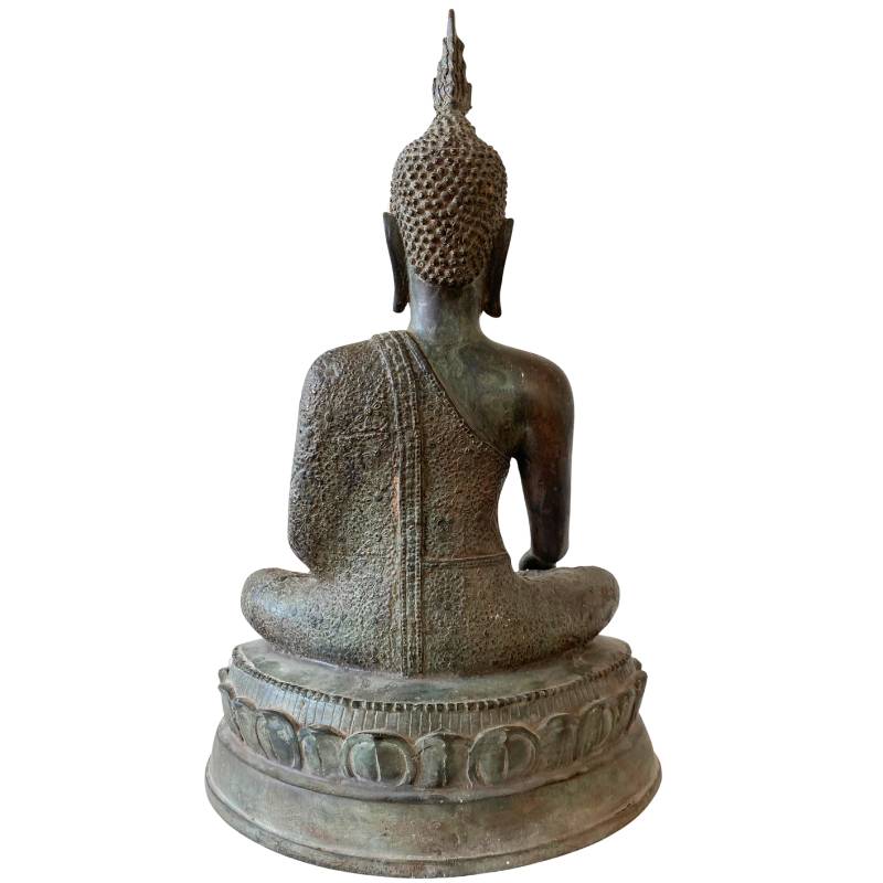 Bronze Buddha statue in Ayutthaya style