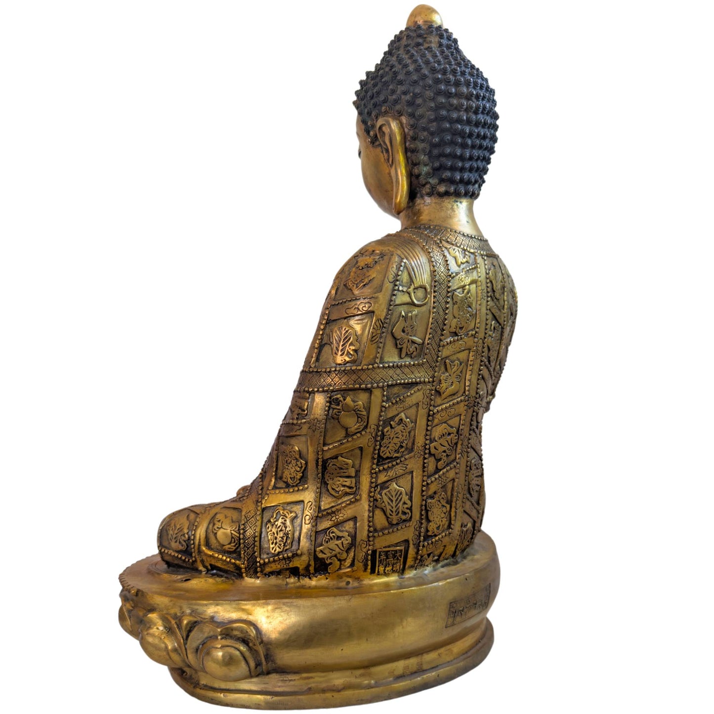 Large and luxurious fire-gilded bronze Buddha statue for the living room