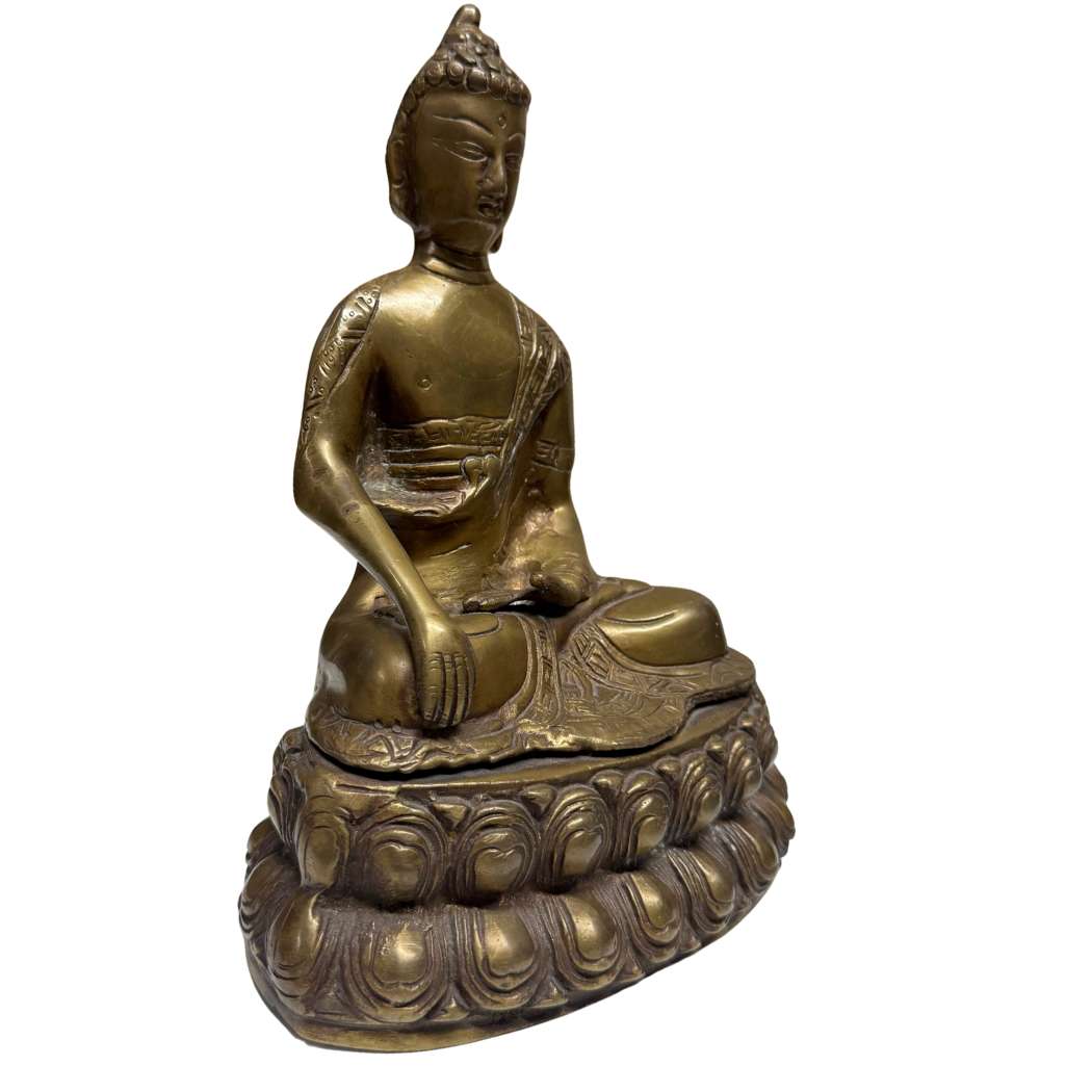 Bronze Buddha within the Sino-Tibetan Himalayan tradition with a serene facial expression