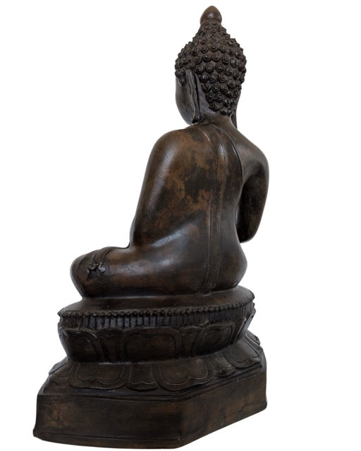 Profile of a Thai Buddha in royal attire (Royal Attire) in bronze.