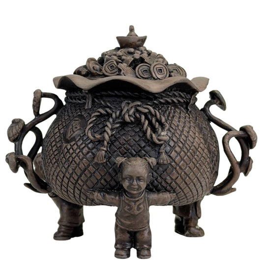 Chinese bronzen schatpot met drie kinderen en traditionele gelukssymbolen