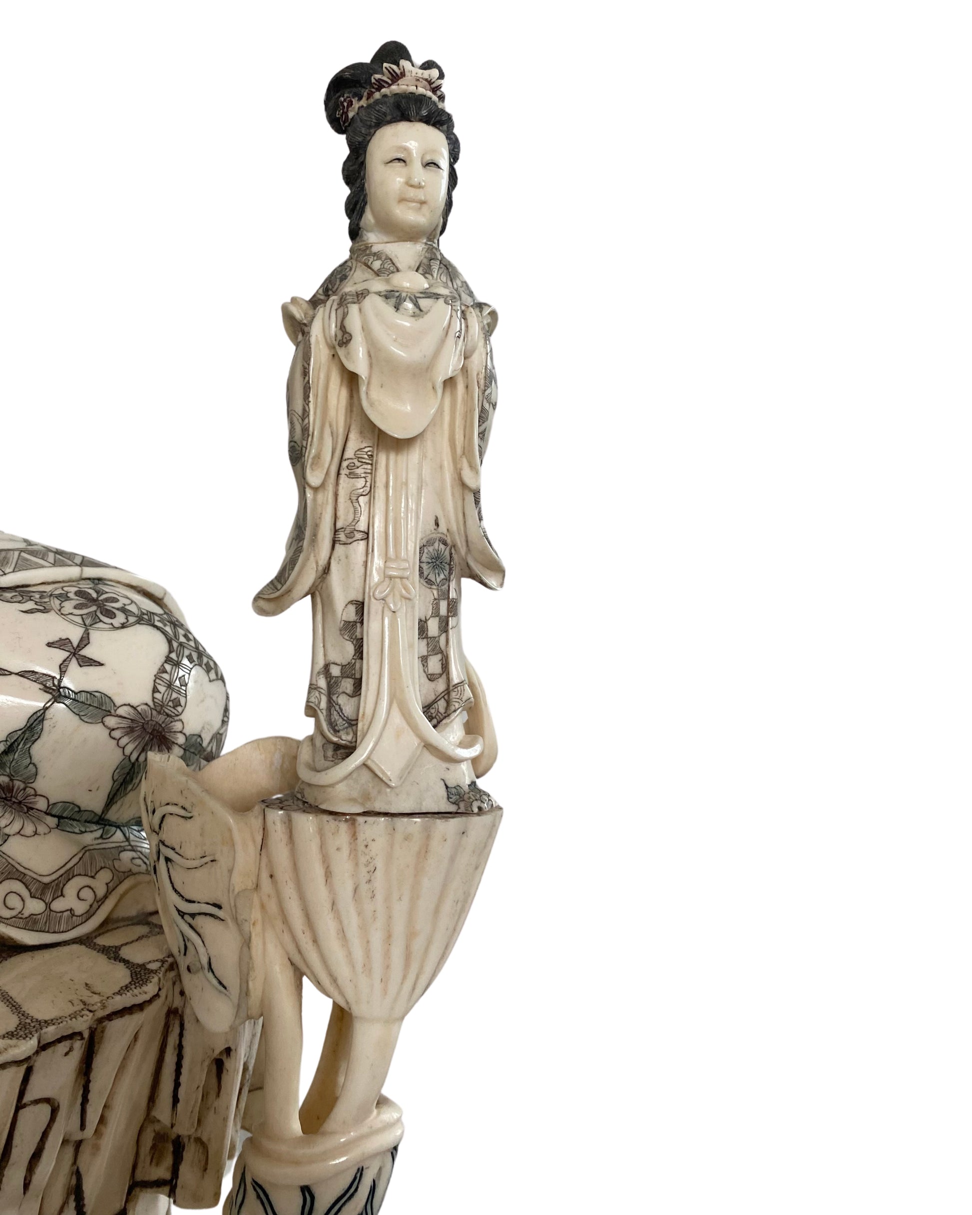 Kwan Yin voorstelling geïnspireerd op traditionele Chinese boeddhistische tempelkunst