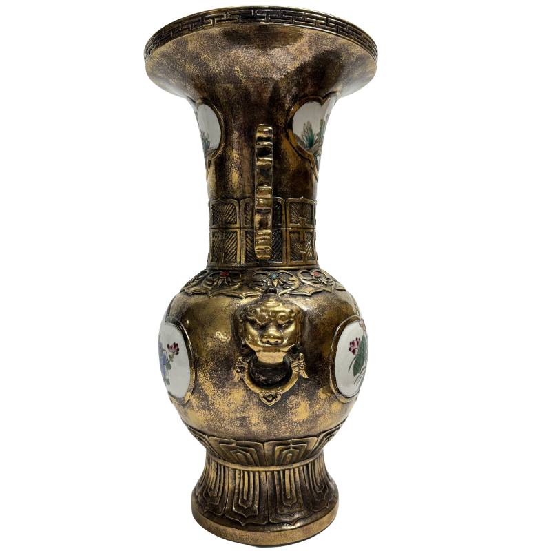 Chinese vase neck opening metal finish detail