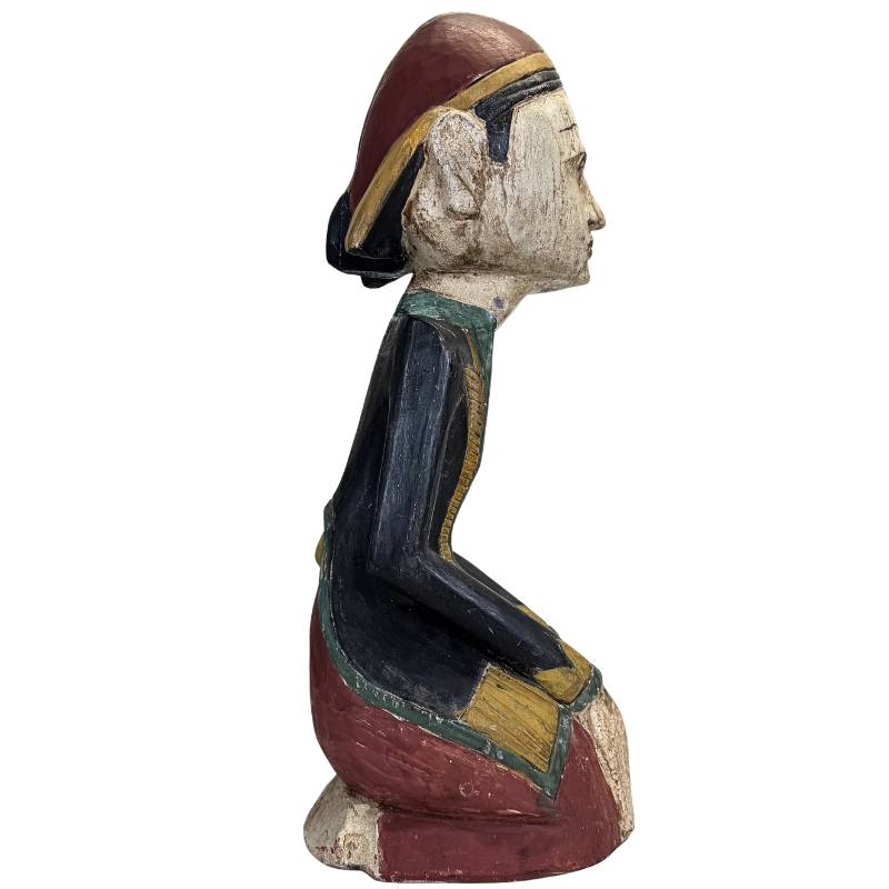 Detail of natural craquelé on the antique polychrome paint layer.