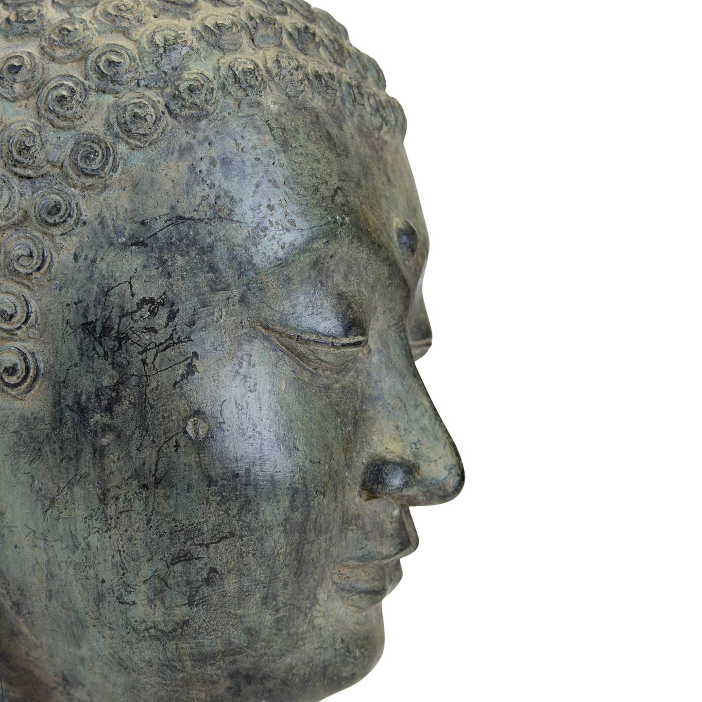 Detail of the face of a bronze U Thong Buddha