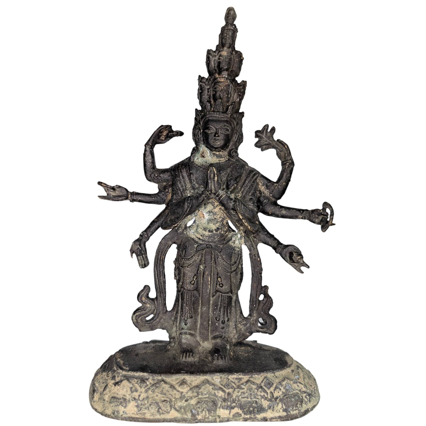 Detail of the largest Sahasrabhuja figure with a thousand arms and fire gilding.