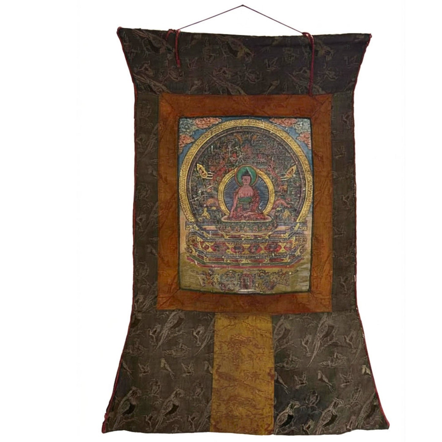 Close-up of the Shakyamuni Buddha with antiquing effect and craquelé on the canvas