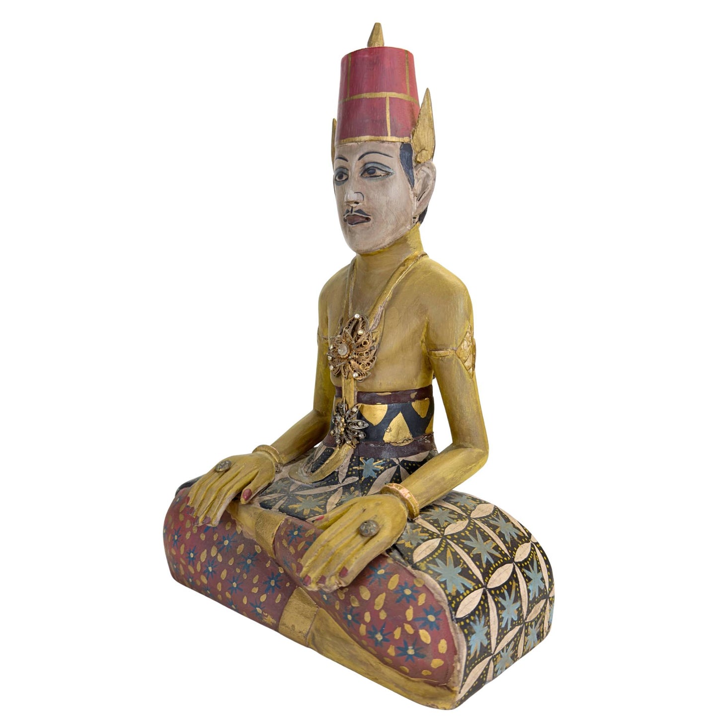 Eclectic Asian art: Loro Blonyo sculptures for boho-chic interiors.