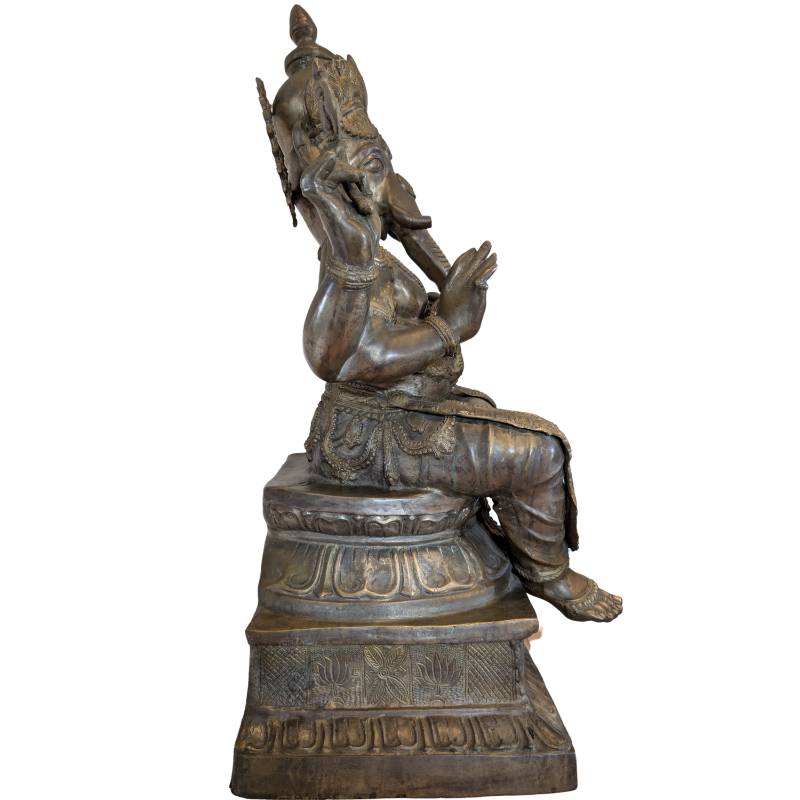 Ganesha statue bronze ormolu plated Nepal temple statue lotus base