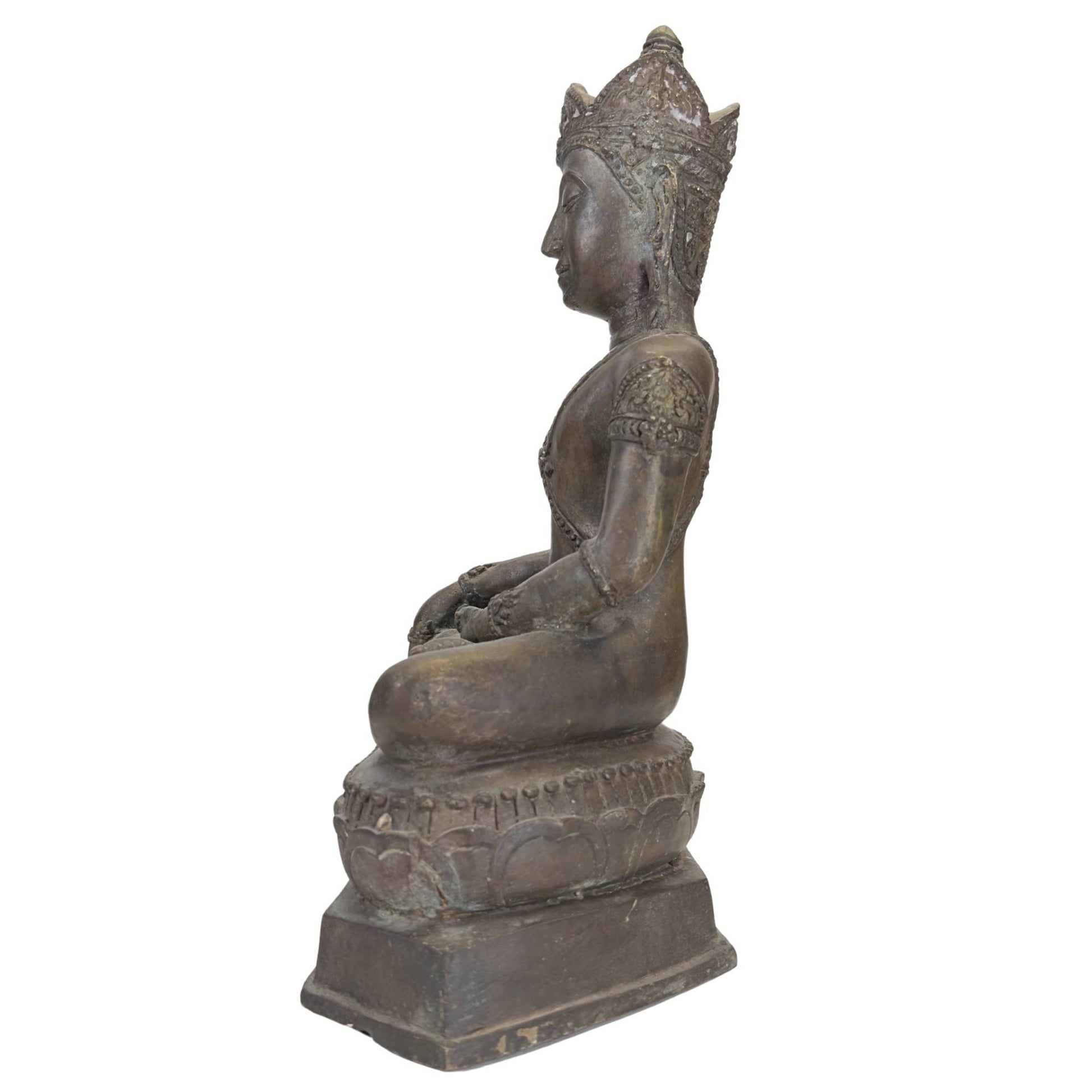 Crowned meditation Buddha from Thailand on a double lotus base