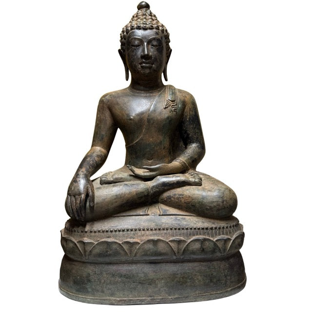 Large bronze Buddha statue of 70 cm as a symbol of peace, grounding, and enlightenment