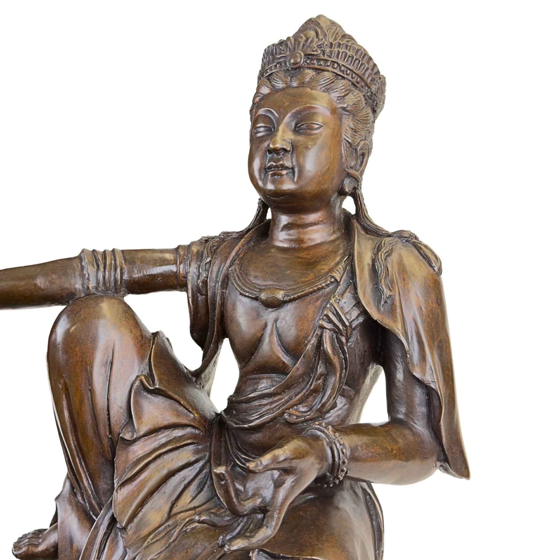 Dynamic composition of French Art Deco Japonism bronze flesh of the seated Guanyin Bodhisattva of compassion.