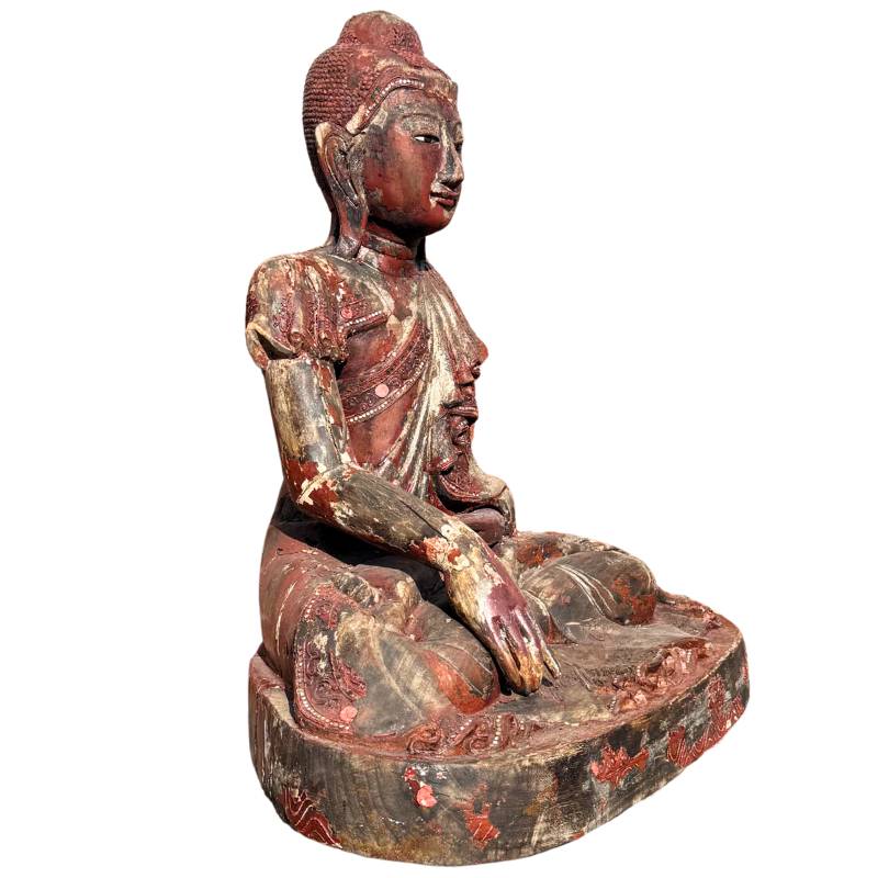 Large wooden Buddha from Burma with a temple appearance
