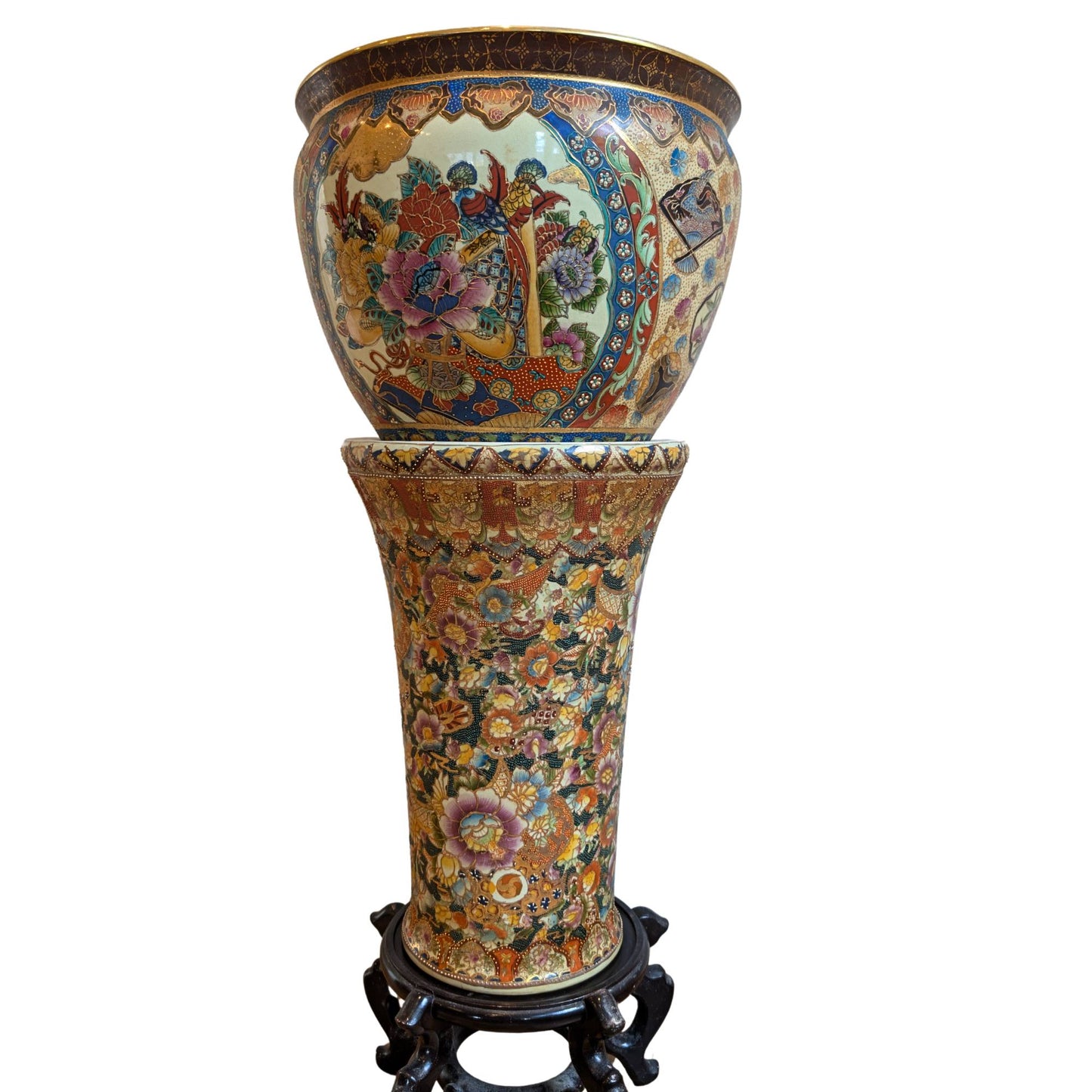 Impressive large porcelain vase including pedestal from the Meiji period.