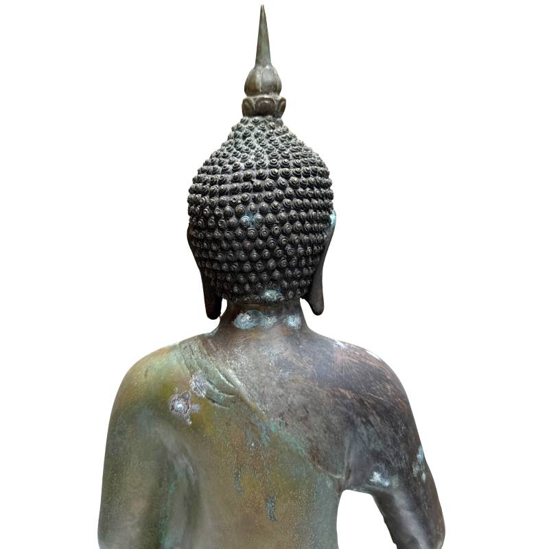 Historic Chinese Buddha statue in bronze