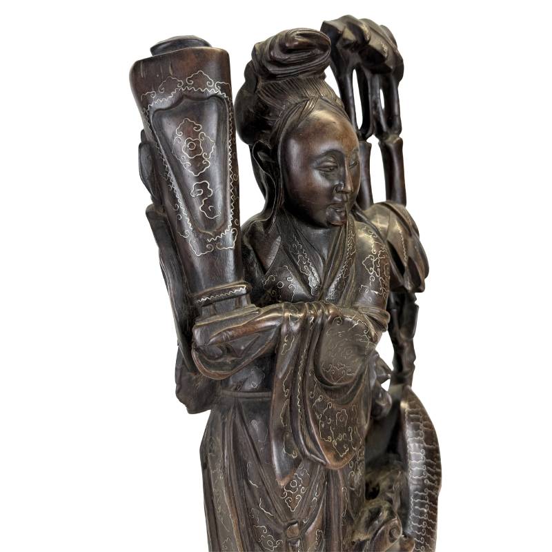 Collector's item - silver inlay. High-quality antique Chinese collector's item with silver inlay for art investment.