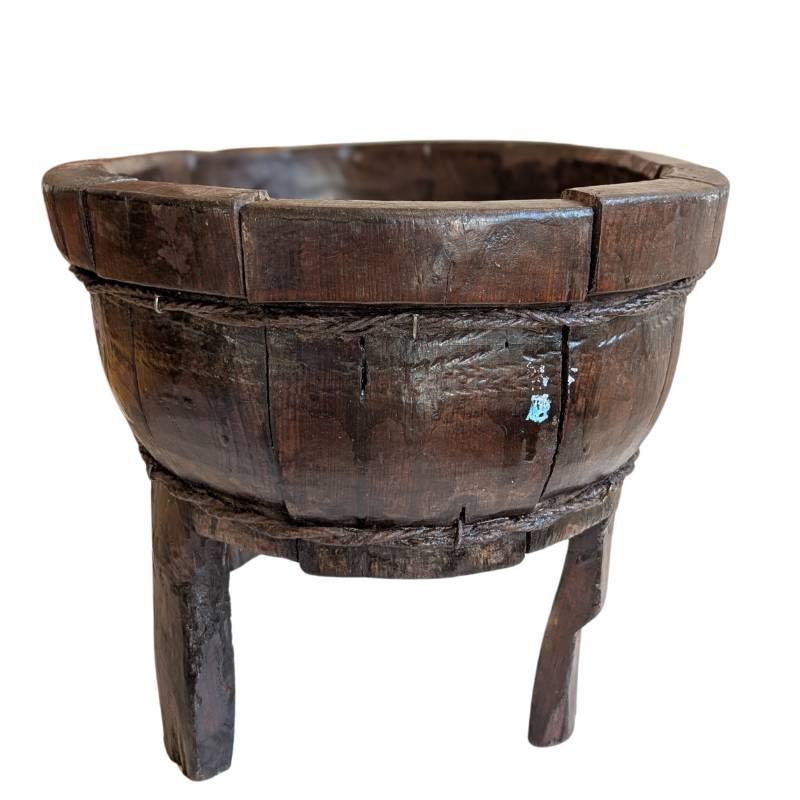 Wooden dough bowl with legs from China