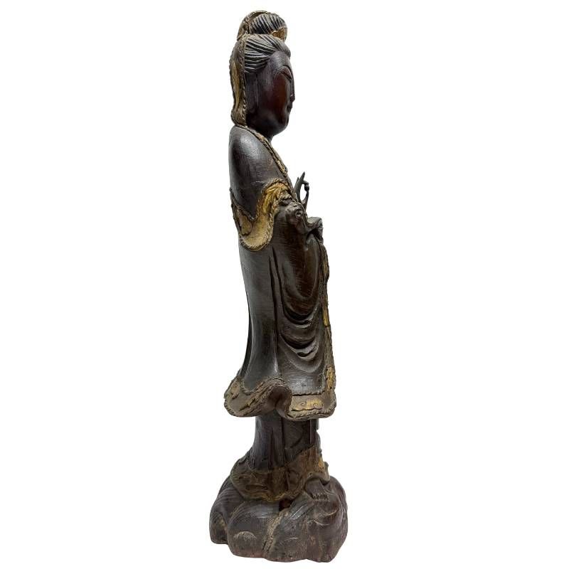 Chinese wooden Guanyin statue from the late Qing period