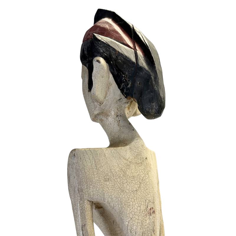 Investment-quality Indonesian antiquities: a few 100 cm statues.
