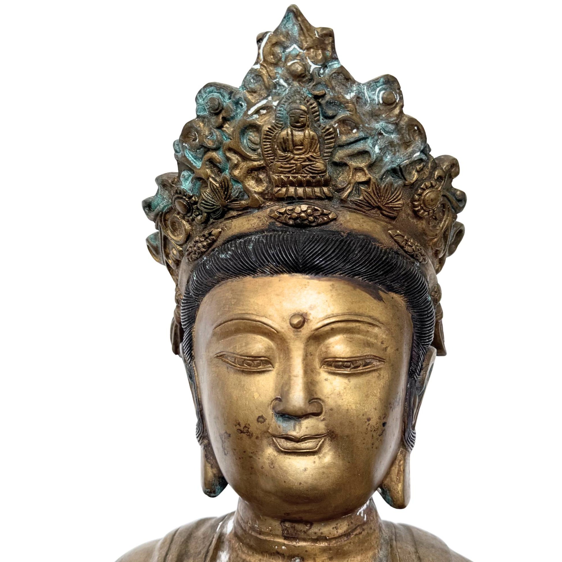 Detailed view of the multi-layered hexagonal pedestal and double lotus throne of the Japanese Sho-Kannon bronze, early Edo period, attesting to Butsuzo craftsmanship.