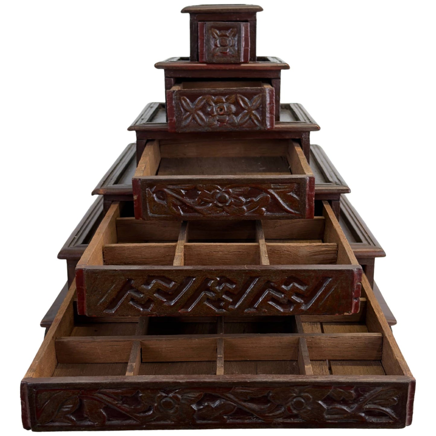 Japanese storage cabinet with internal drawer division