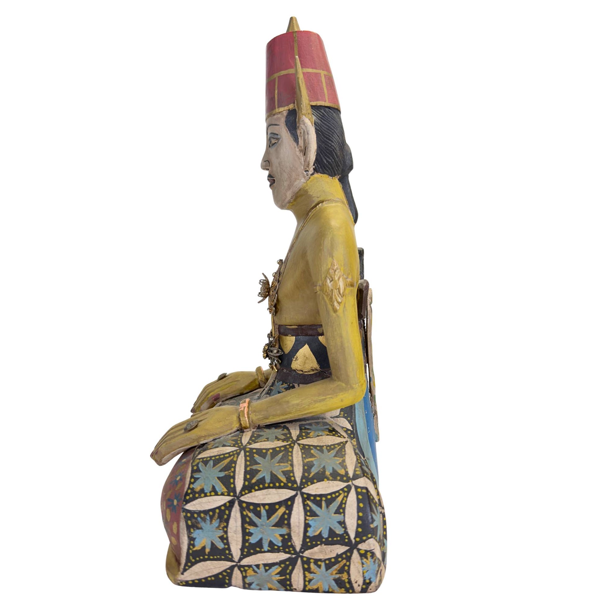 Traditional Javanese wedding statues as a symbol of marital happiness.