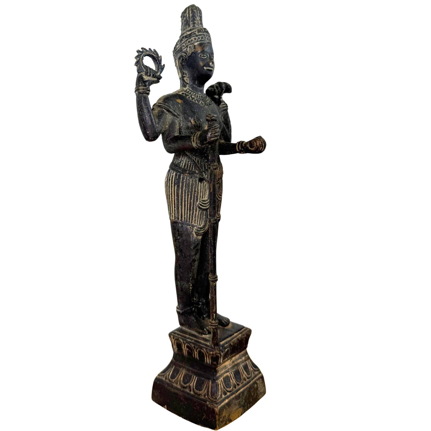 Three-quarter view of the four-armed Vishnu with Chakra and Shanka attributes.