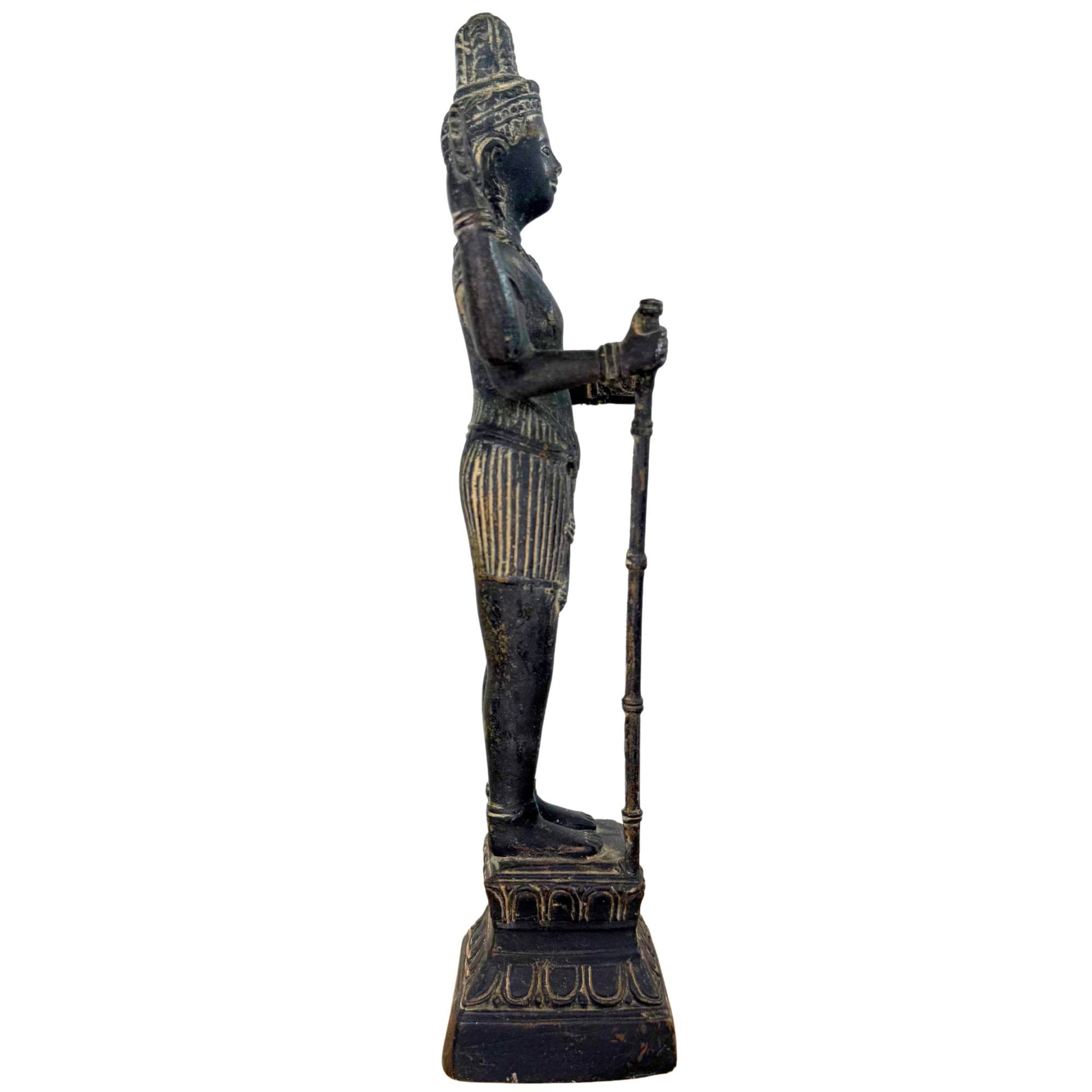Side view of the Vishnu, showing the sharp lines and authentic patina.