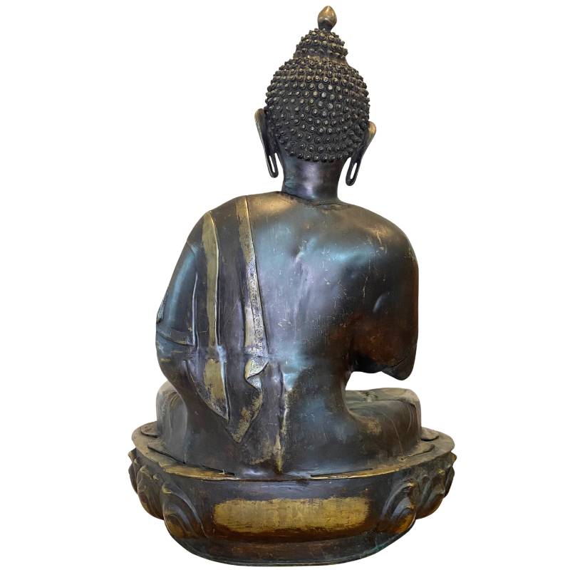 Ladakh Buddha in fire-gilded bronze from the 18th century with detail of face and upper body