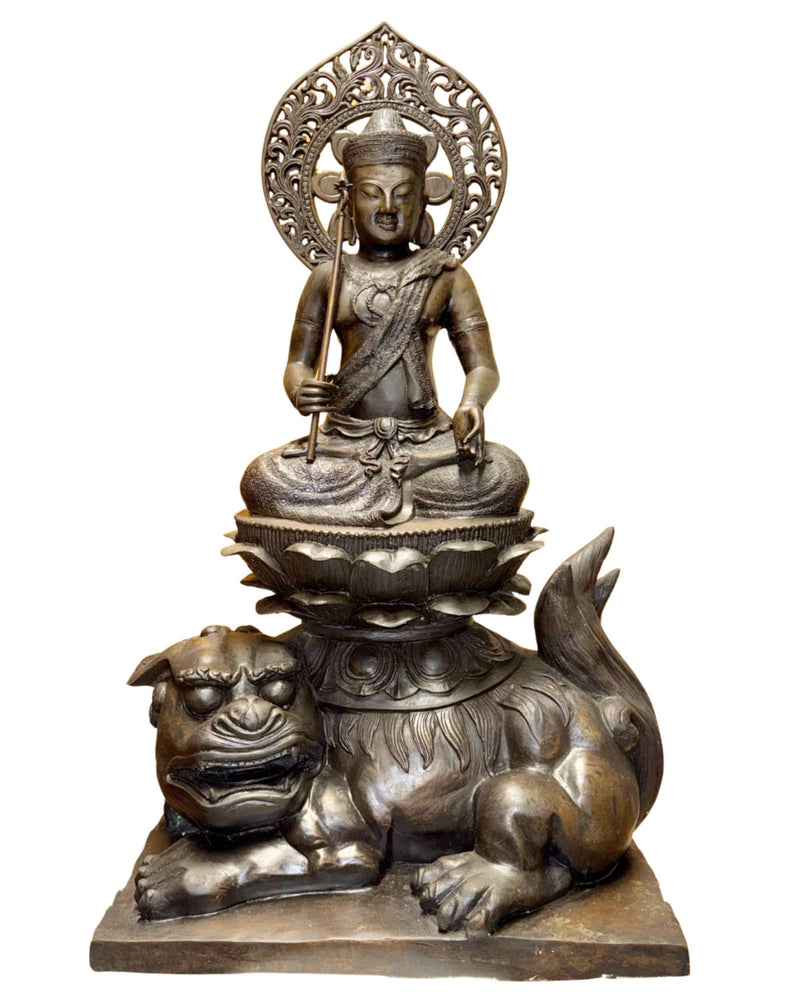 Statue monumentale en bronze de Wenshu Pusa sur lion – Bodhisattva Manjushri chinois – Fin de la dynastie Qing / Début de la République – 94,5 cm