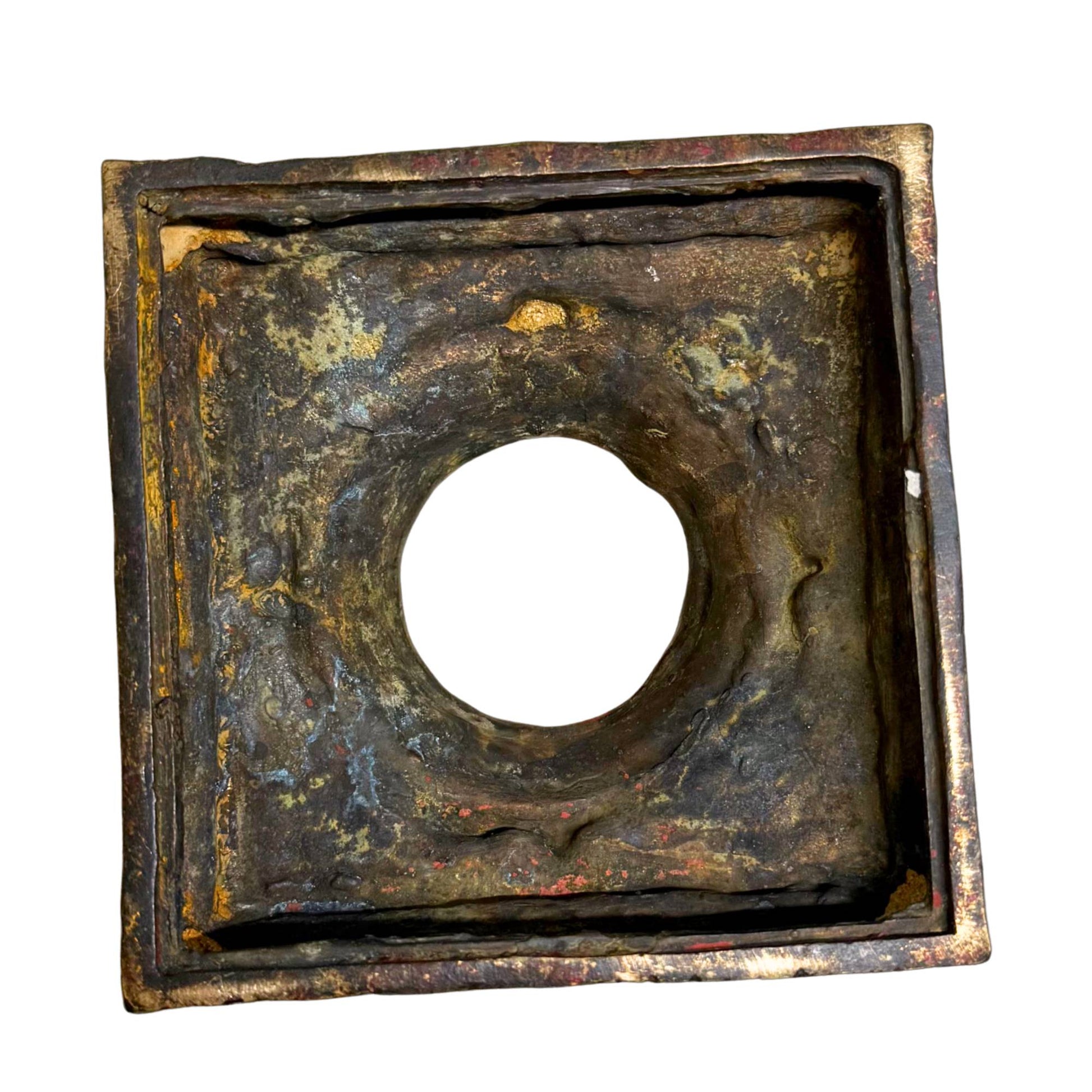 Bottom casting analysis antique Nepalese bronze validation