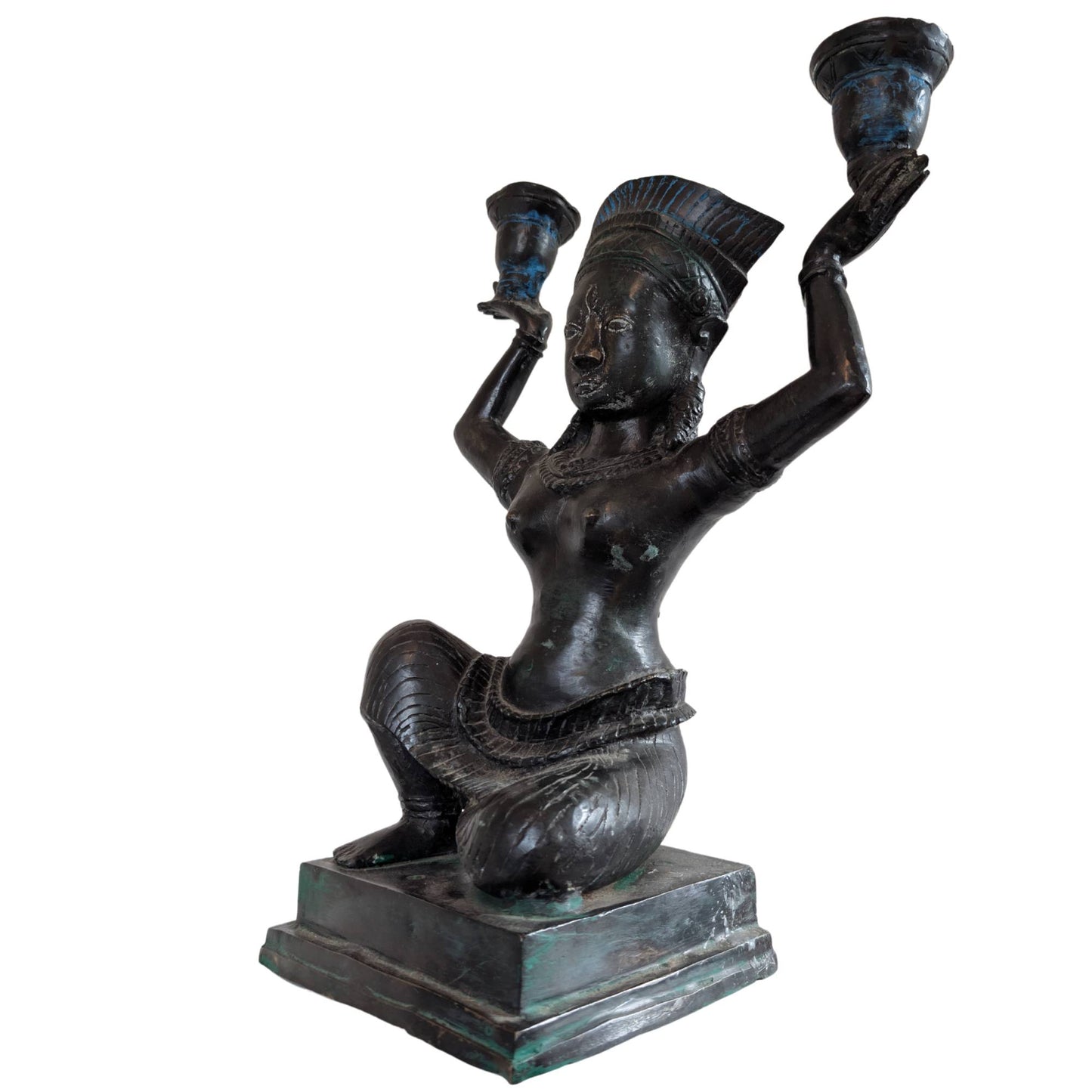 Perspective on a large bronze statue weight 5 kg