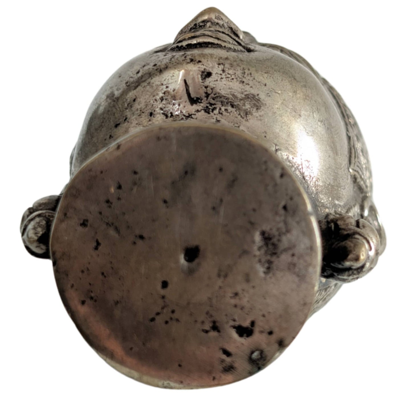 Side profile showing the classic Ayutthaya proportions of the head.